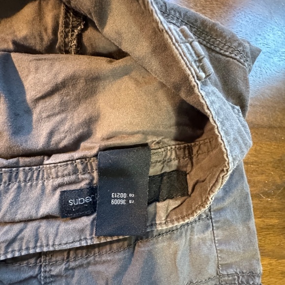 Calvin Klien Jeans, Cropped Cargo Pants Army Green SZ 16 - Picture 3 of 11